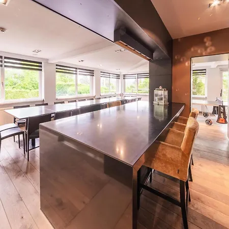 Spacious Near Barvaux, Cleaning Included 펜션