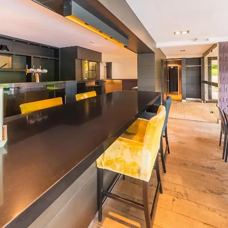펜션 Spacious Near Barvaux, Cleaning Included *