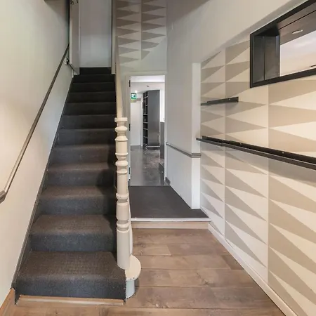In With Terrace, Cleaning Included *