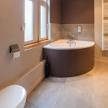 Spacious Near Barvaux, Cleaning Included 펜션