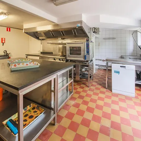 Spacious Near Barvaux, Cleaning Included *